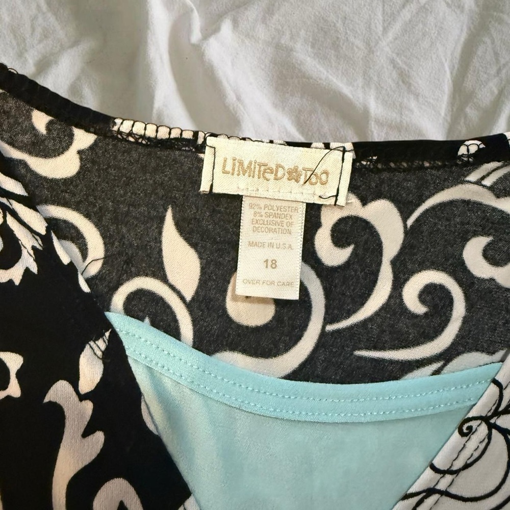 Limited Too Black and White Floral Dress with Blue Belt - Picture 4 of 4